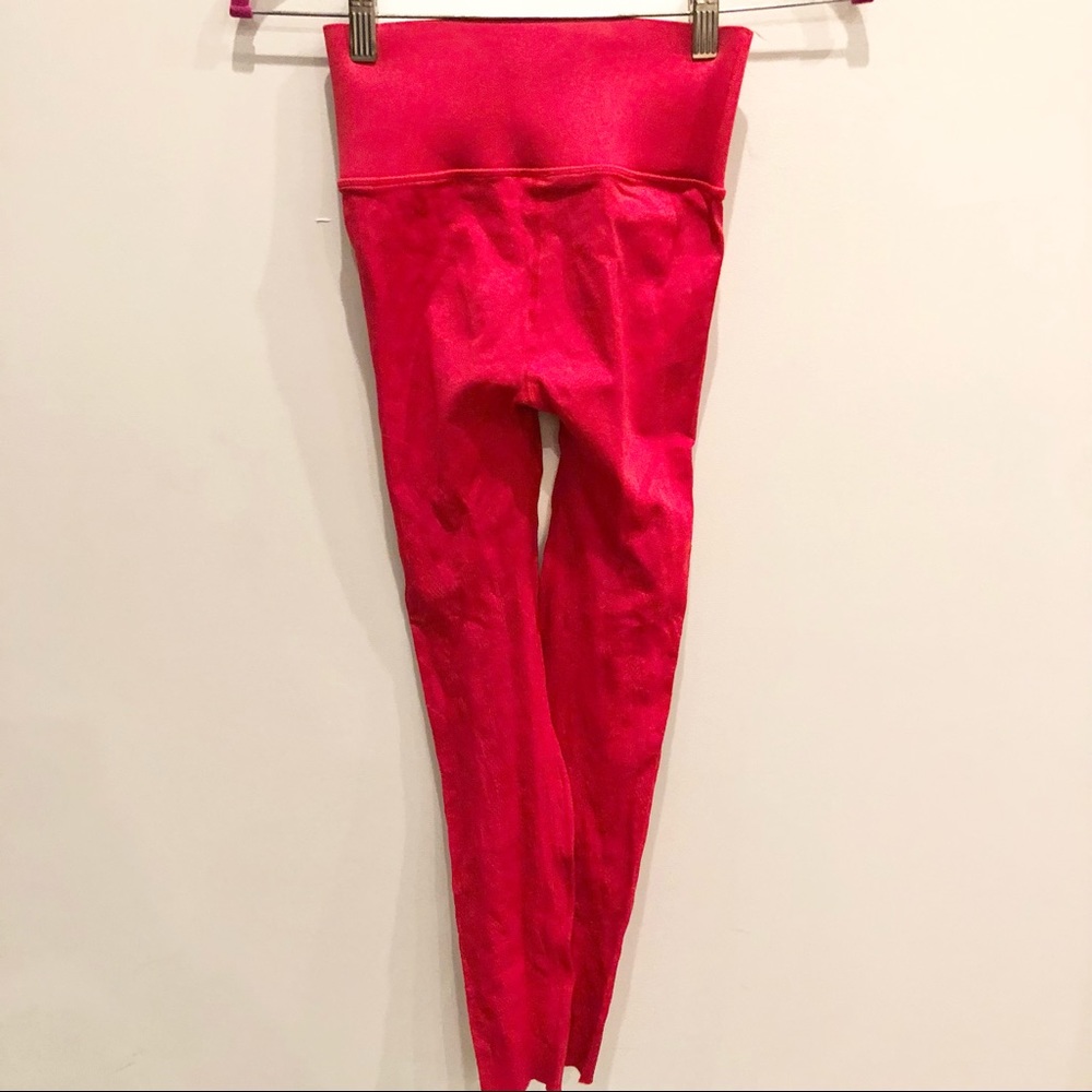 Fabletics Seamless High Waisted Compression Tight… - image 3